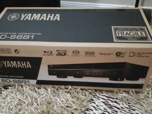 ### YAMAHA 3D BLU RAY PLAYER - S 681 - like new!!!###