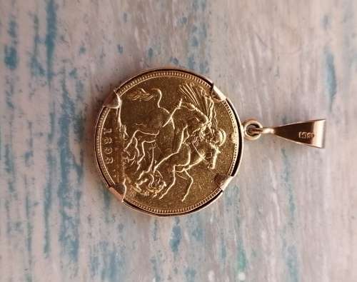 ### 1893 QUEEN VICTORIA full sovereign gold pendant  ###