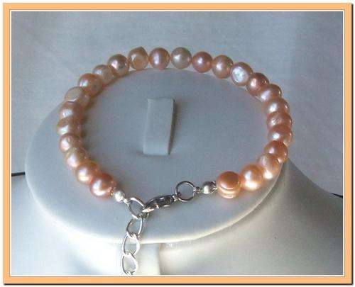 Genuine peach freshwater pearl bracelet