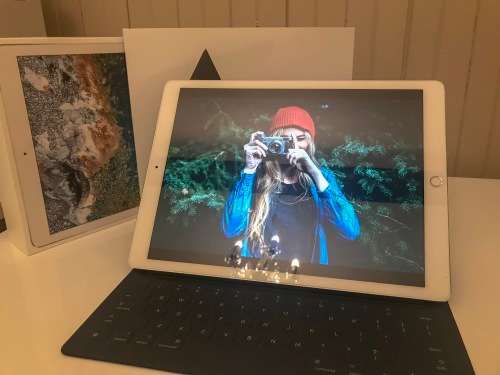 iPad Pro 12.9 -2017-Wifi (1 Sold - Last 1 Available)
