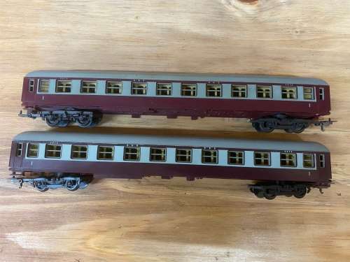 Lima SAR coaches HO scale