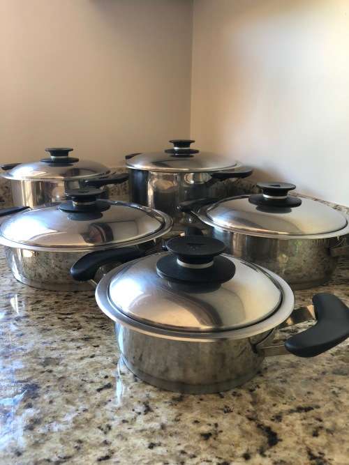 AMC CLASSIC WATERLESS COOKWARE - SET OF 5 POTS