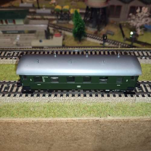 Märklin 4235 2-axle passenger car in good condition
