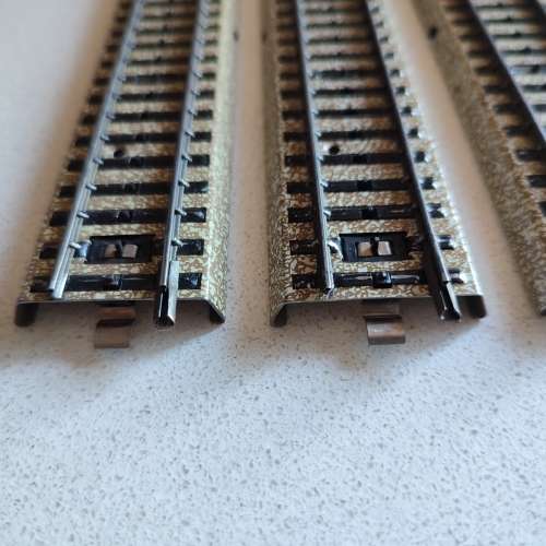 5 x Märklin M-Track Straight Tracks 5106  - Good Condition
