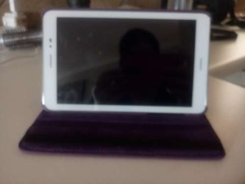 Huawei T1 Pro 8" tablet + Huawei bluetooth smartband + Bluetooth keyboard + various other accesories