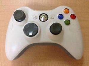 Original XBOX 360 Wireless Controller + Charge & Play Battery