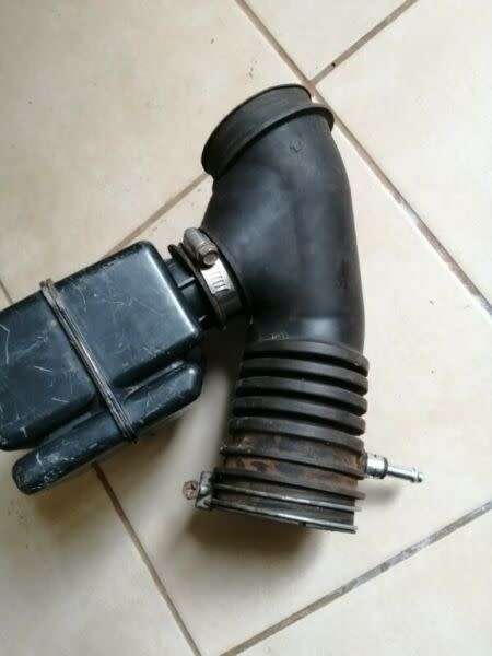 TOYOTA GLI TWINCAM COMPLETE AIR FILTER BOX AND SENSORS