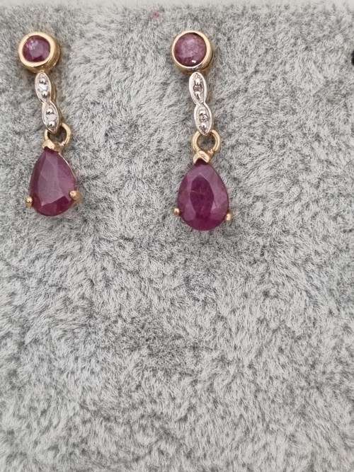 Stunning 1.80 CT Ruby & Diamond 10KT Solid Gold Dangel Earrings