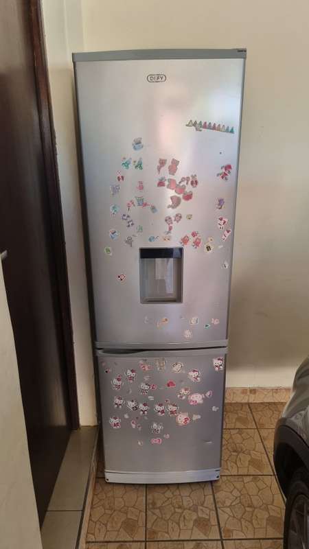Defy Fridge for sale!!!!