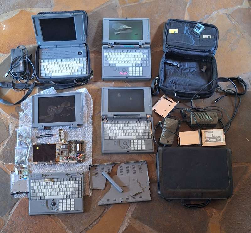 Collection of 486 laptops (poor condition)