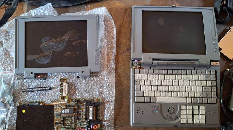 Collection of 486 laptops (poor condition)
