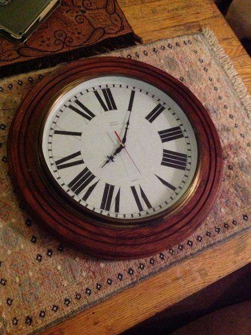 Wall clock huge and it's beautiful!