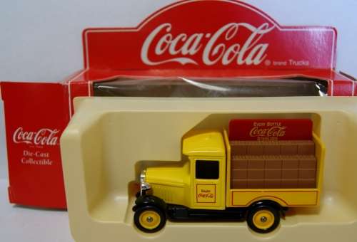 e6  COCA COLA -  LLEDO DAYS GONE COLLECTION SCALE 1;47