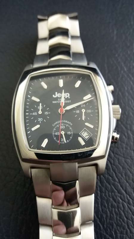 ***AUTHENTIC*** Stunning looking top quality JEEP men watch !!!