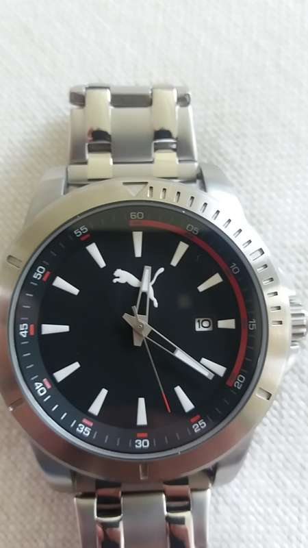 Authentic,top of the ***Puma*** range men watch and just a stunning looking time piece !!!