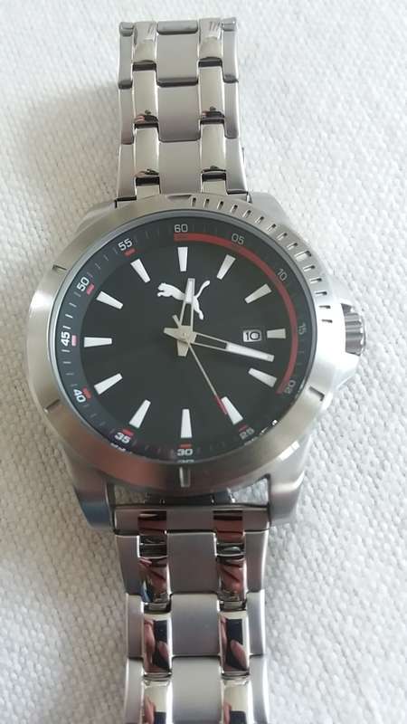 Authentic,top of the ***Puma*** range men watch and just a stunning looking time piece !!!