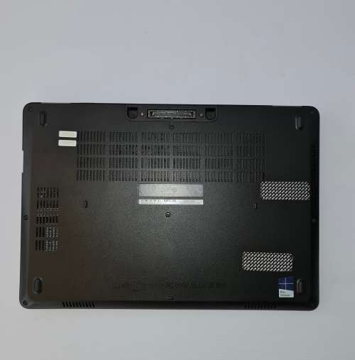 [Engineering spec] Dell i7 6th Gen, 8GB RAM,SSD, Radeon R7 Graphics
