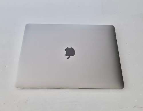 M1 MacBook Air 13` , 256GB SSD, 8GB RAM - Space Grey - LIKE NEW!!