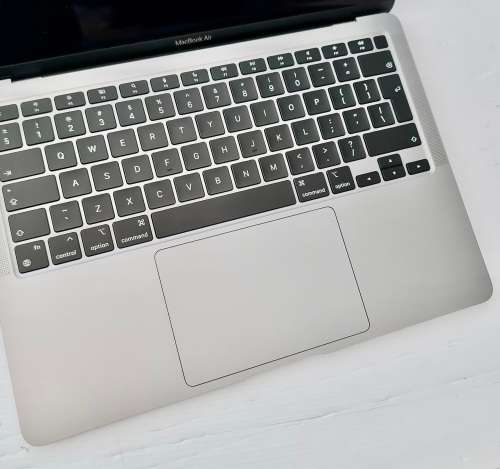 M1 MacBook Air 13` , 256GB SSD, 8GB RAM - Space Grey - LIKE NEW!!