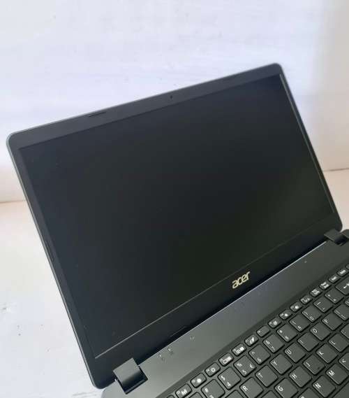 Acer i3 10th Gen , 8GB RAM, 256GB SSD + 1TB HDD - Windows + Office!