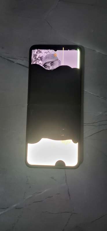 SAMSUNG Z FLIP 3 READ