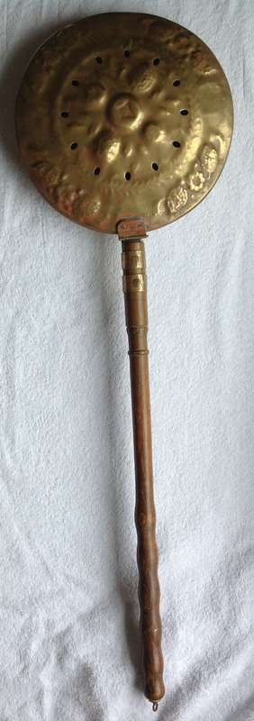 Vintage brass and copper bed warming pan