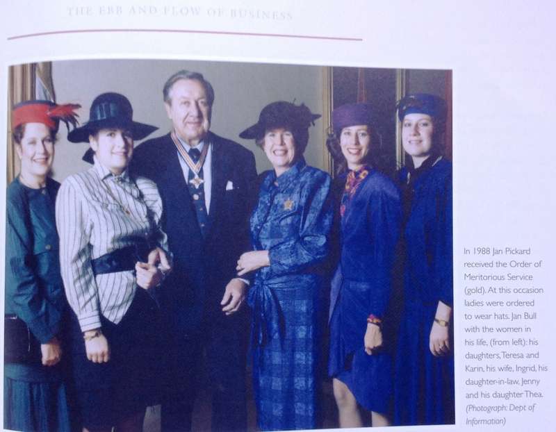 Larger then Life - A biography of Jan Bull Pickard - Paul Dobson and Amanda Botha - Hardcover