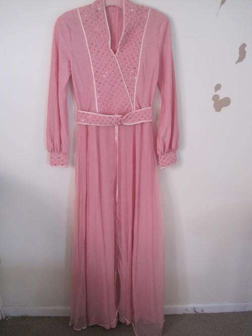 Stunning vintage pink evening dress with sequinned detail