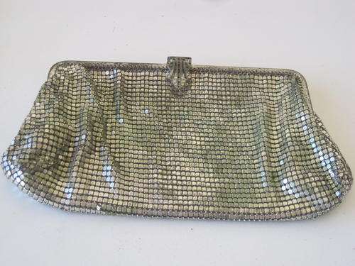 VINTAGE 1920'S PURSE - AUTHENTIC