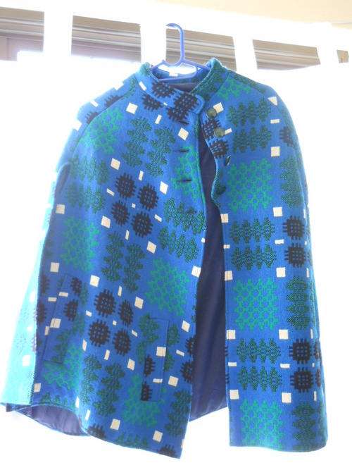 AUTHENTIC VINTAGE WOOLEN CAPE