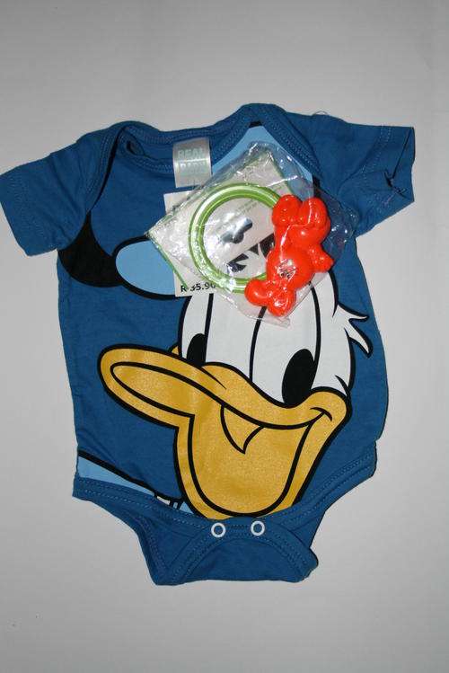 Licenced Babygrow + Free Rattle!