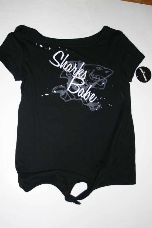 Sharke Babe Shlumphy T by Maxed