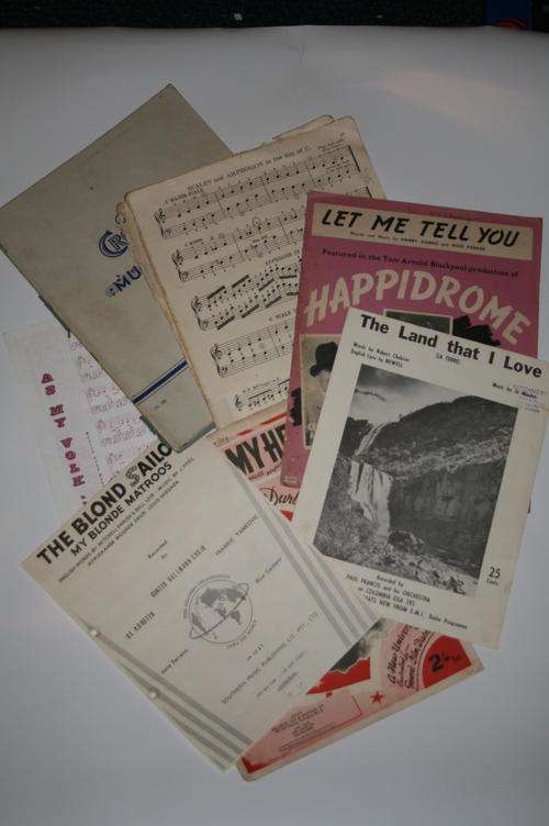 Lot of collectable music sheets