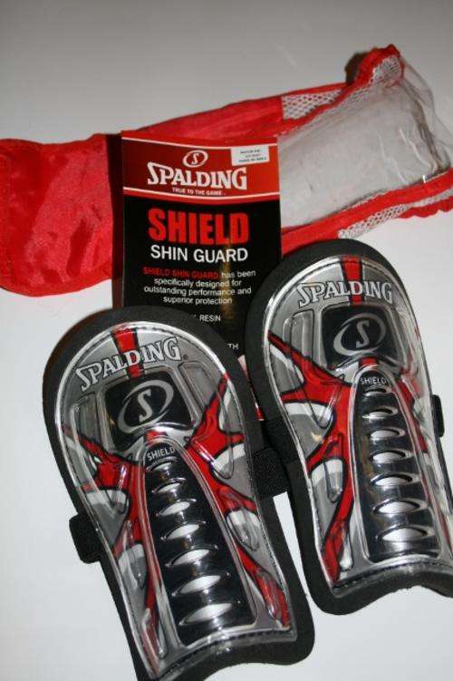Spalding Shield shin Guard - Jnr
