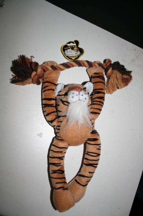 Daro Tiger Dog Toy