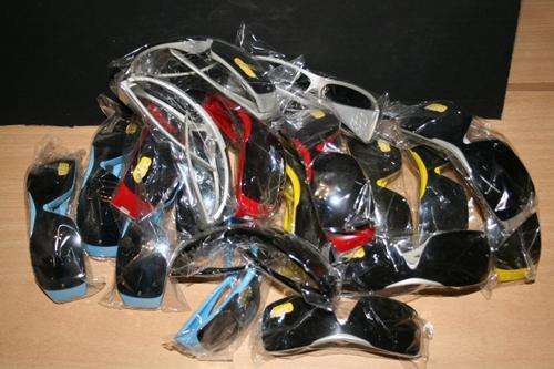 20 x Kids Sunglasses