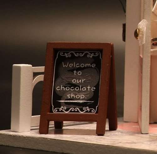 DIY Miniature Model Kit with LED Lights Cocoa`s Fantastic Ideas Chocolatier