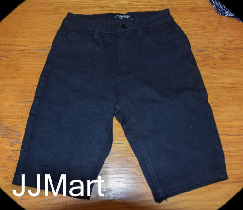 Oakridge Black Shorts - Size 6