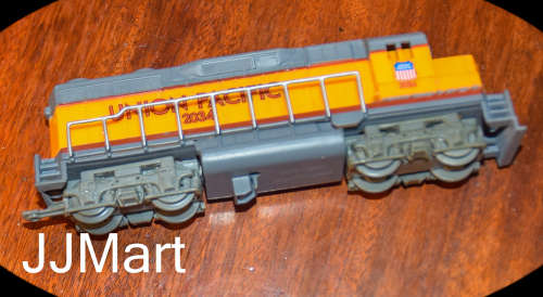 Vintage Train Set New Ray 1999