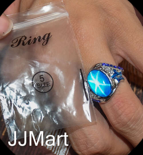Costume Jewellery : Silver with Blue Stone Size 5