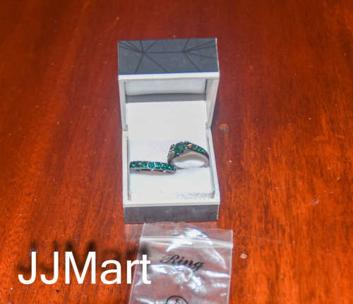 Costume Jewellery : Silver Ring Set with Green stones  - Size 5