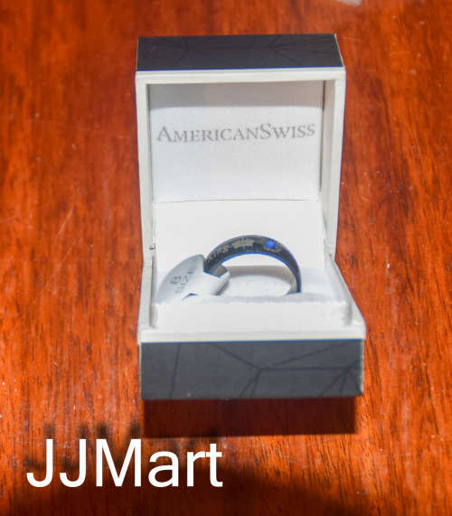 Costume Jewellery : Her King Ring- Black with stone  - Size 8