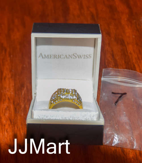 Costume Jewellery: Golden Ring with stones  - Size 7
