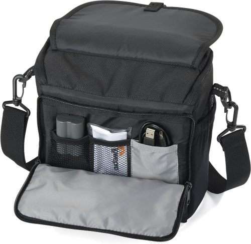 SLR Cameras Lowepro Rezo 170 AW Camera Bag was listed for 650.00 on 1 Sep at 17 31 by jjmart in Cape Town ID 622194710