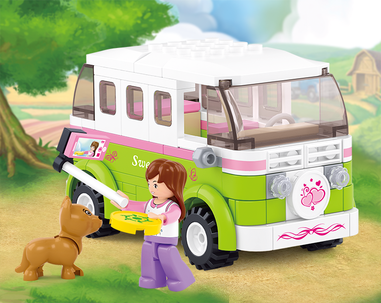 Sluban Girls Dream - Touring Wagon - 158 Piece (Box damaged)
