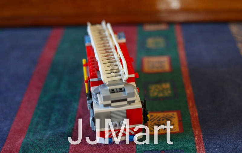 LEGO City Fire Truck 60002