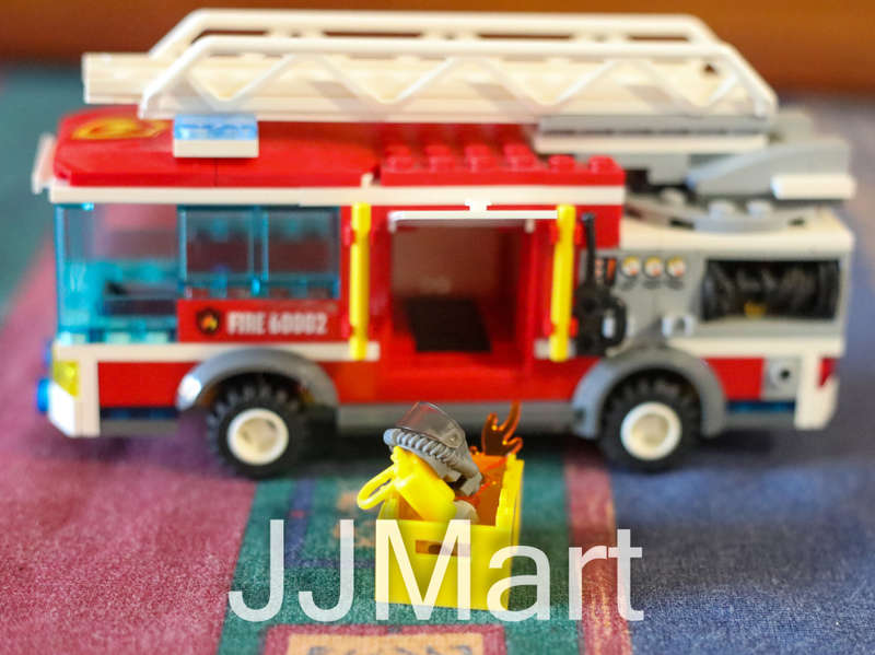 LEGO City Fire Truck 60002