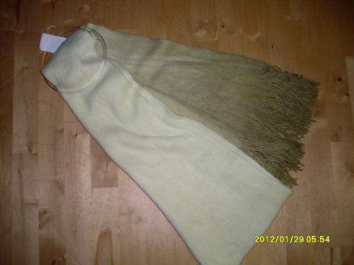 Two tone scarf
