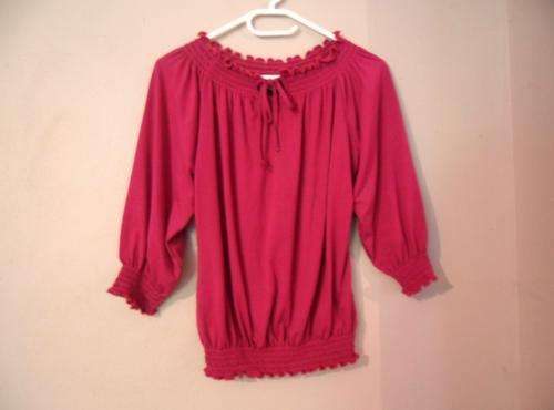 In-Style ladies pink ruffled top