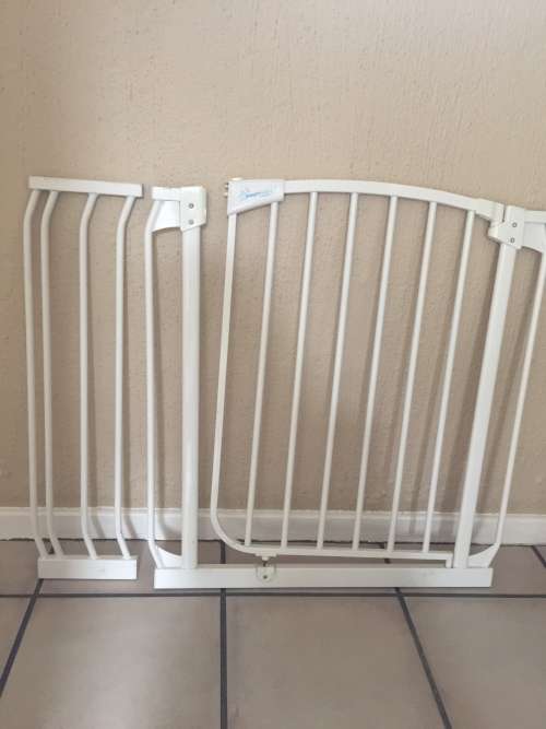 Dreambaby child Security gate with extension